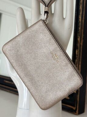 LOW START COACH Gold Corner Zip Wristlet Metallic Gold
